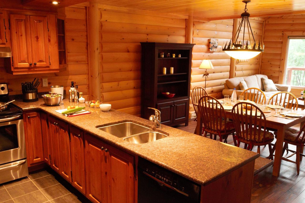 Selenia Lodge- Residences Et Chalets Dans Les Laurentides Saint-Remi-d'Amherst Exterior photo