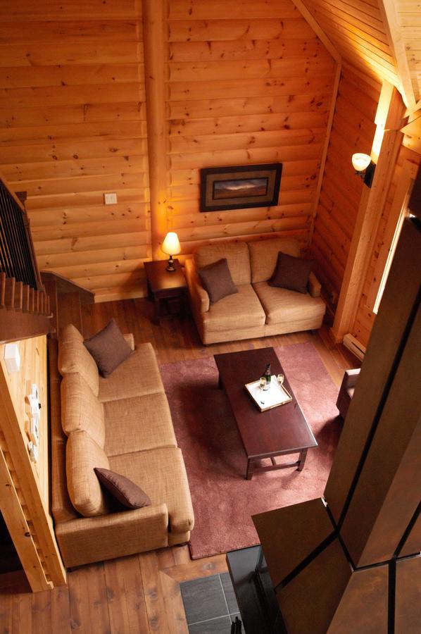 Selenia Lodge- Residences Et Chalets Dans Les Laurentides Saint-Remi-d'Amherst Exterior photo