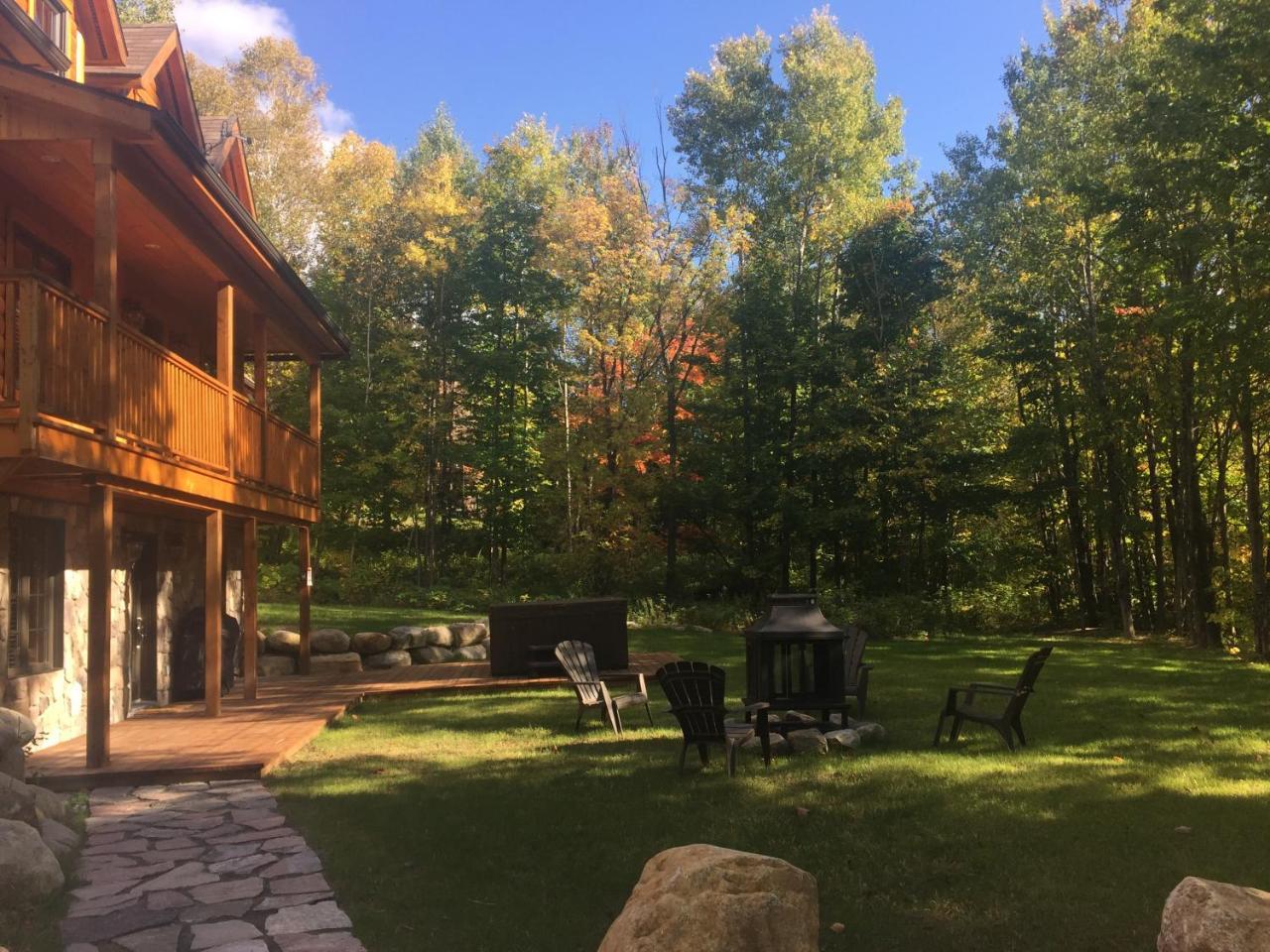 Selenia Lodge- Residences Et Chalets Dans Les Laurentides Saint-Remi-d'Amherst Exterior photo